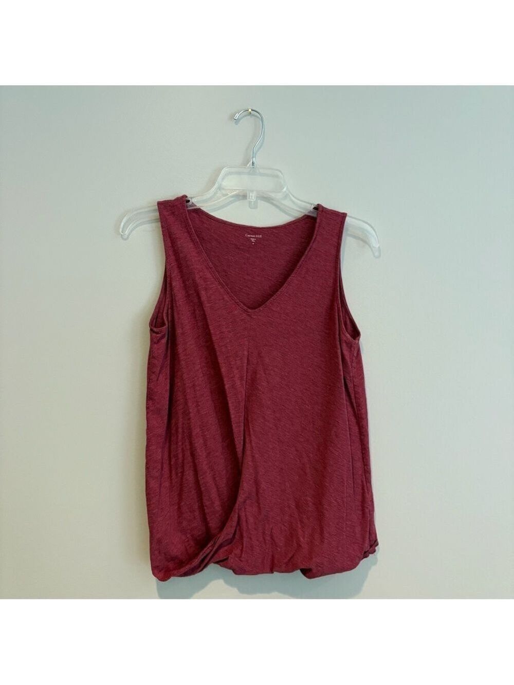 Garnet Hill Women's Burgundy V-Neck 100% Organic Pima Cotton Tank Size M